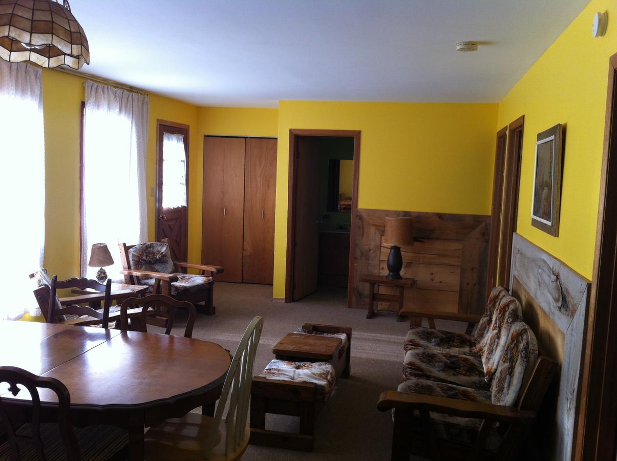 Lake Dalrymple Resort Lagoon City Quarto foto