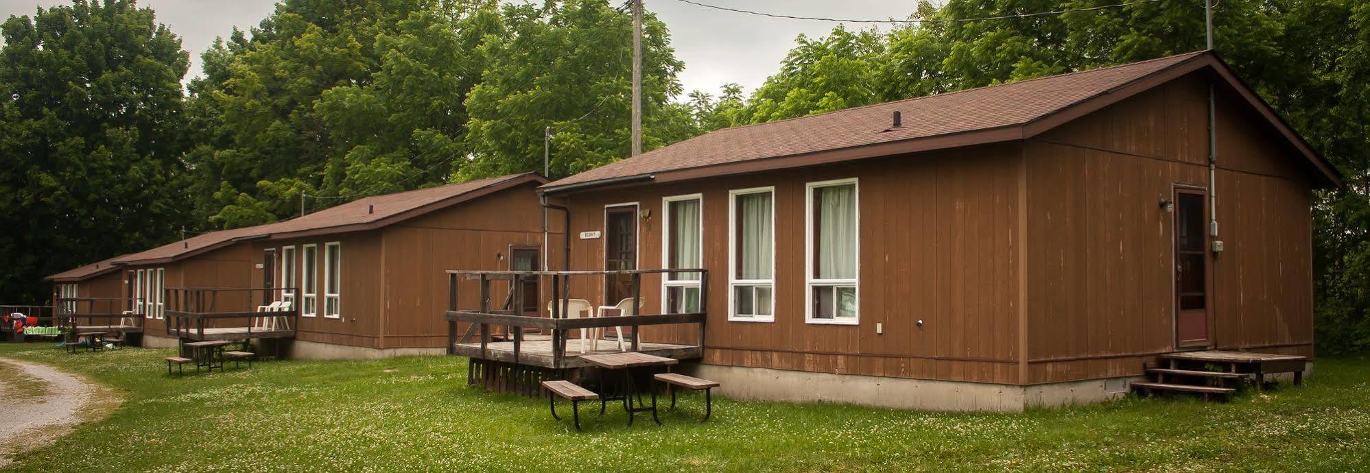 Lake Dalrymple Resort Lagoon City Exterior foto